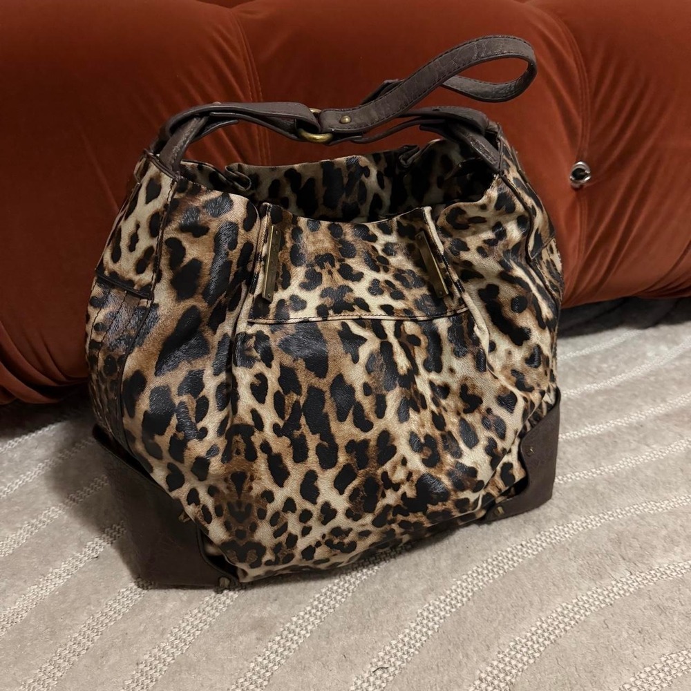 VTG Y2K Jessica Simpson Leopard Print Shoulder Bag Brown Trim Handles Boho Chic